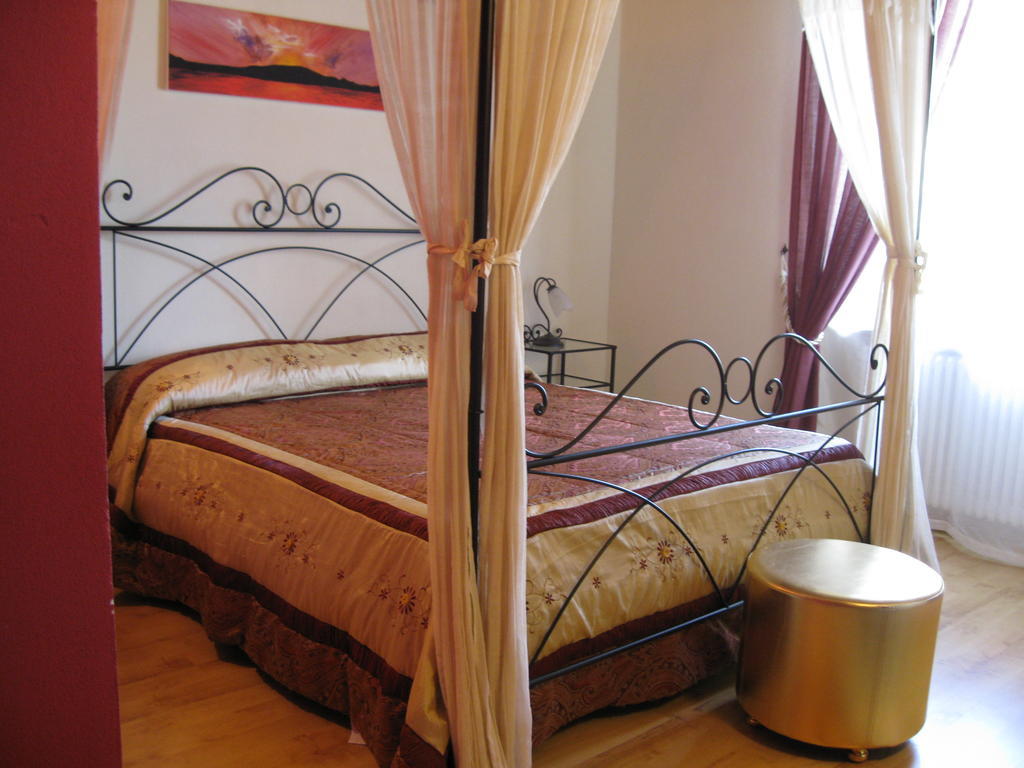 Poggio alle Mura Giannetti Bed & Breakfast חדר תמונה