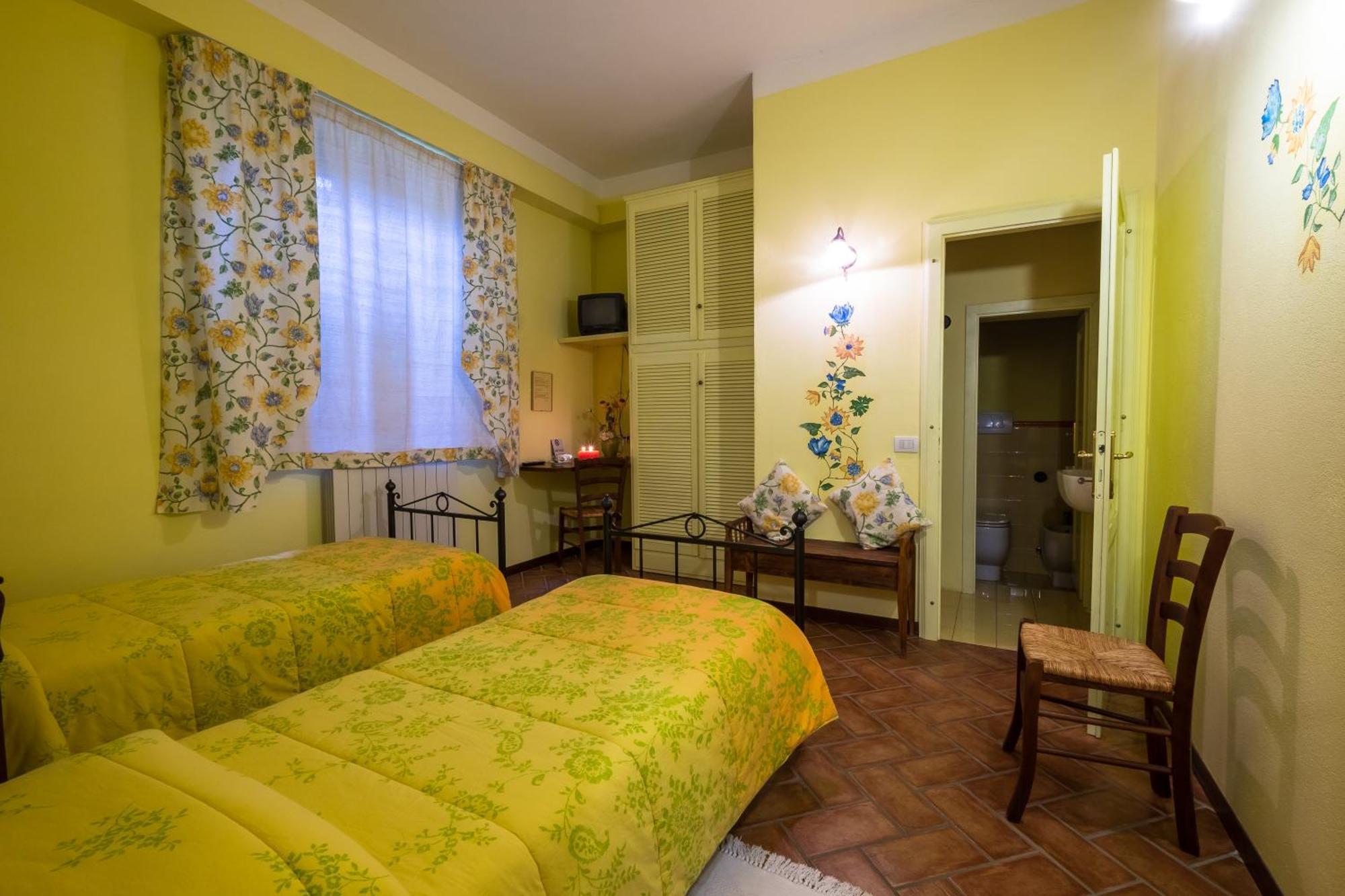 Poggio alle Mura Giannetti Bed & Breakfast חדר תמונה