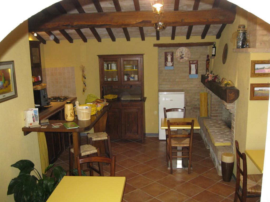 Poggio alle Mura Giannetti Bed & Breakfast מראה חיצוני תמונה