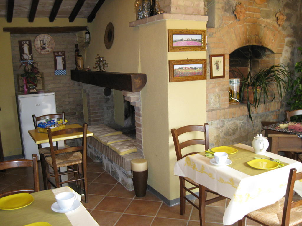 Poggio alle Mura Giannetti Bed & Breakfast מראה חיצוני תמונה